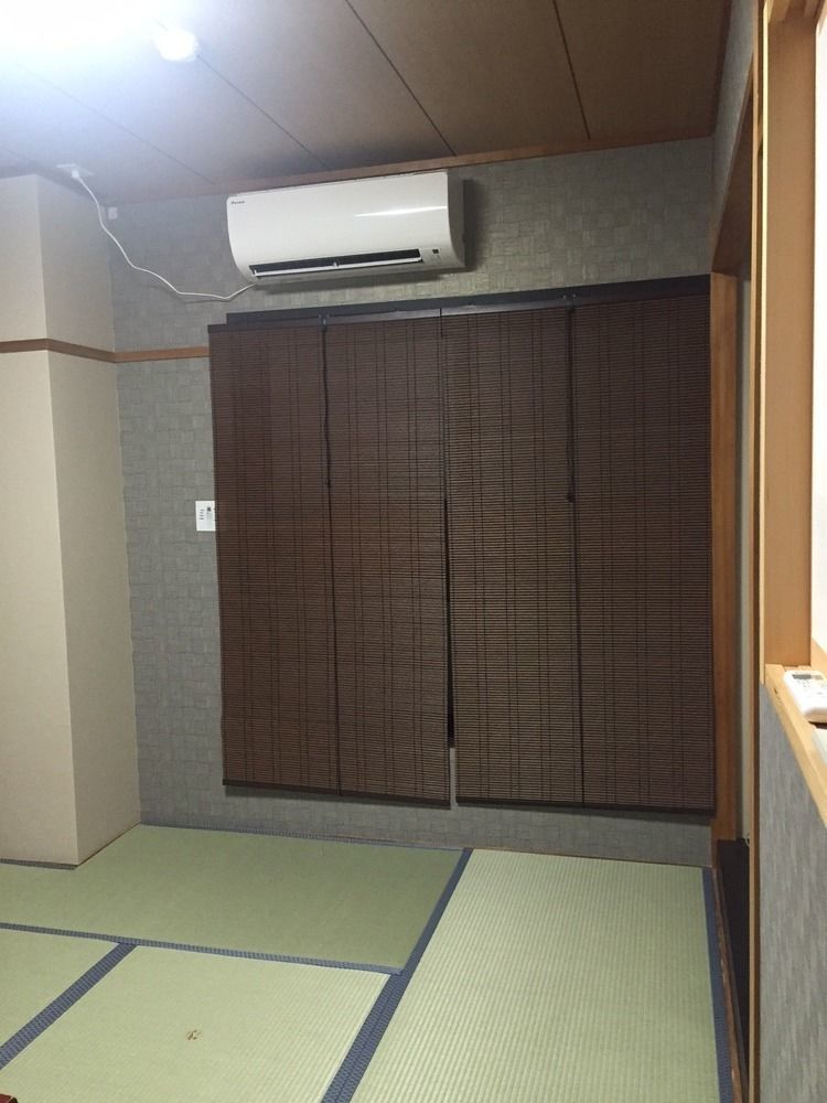 Toyotaya Hostel Nishinomiya Buitenkant foto