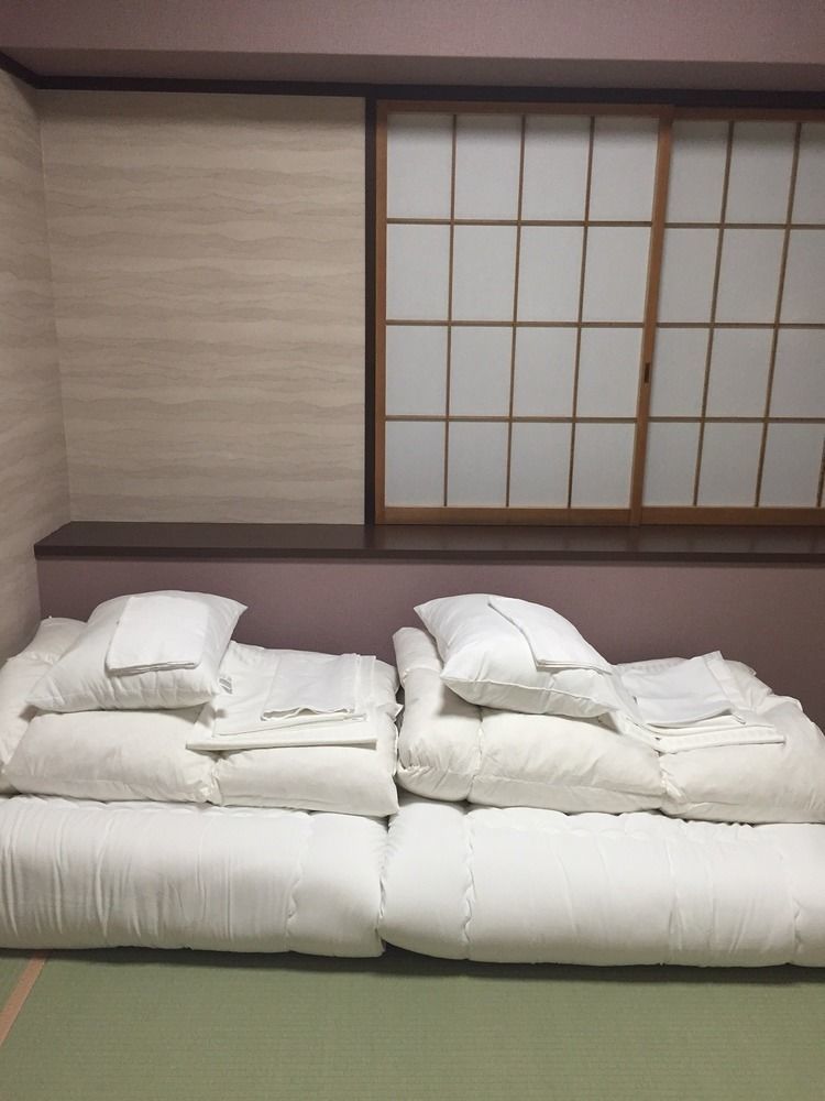 Toyotaya Hostel Nishinomiya Buitenkant foto