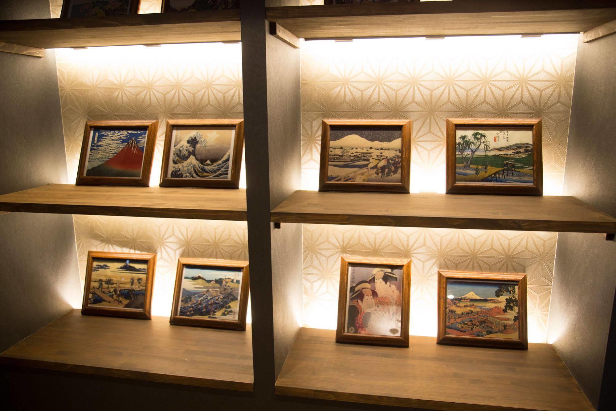 Toyotaya Hostel Nishinomiya Buitenkant foto